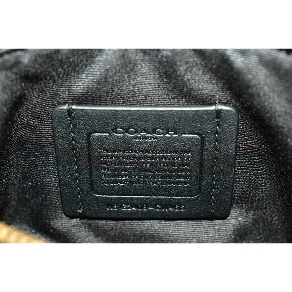 COACH Corner Zip Wristlet Signature Canvas Halloween Print Ghost Cat NEW LIMITED - Picture 16 of 16